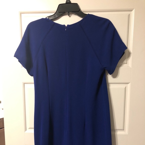 Dress - Picture 3 of 4